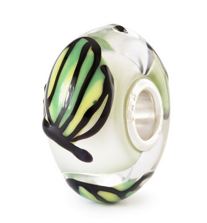 Fl�gelschlag im Wald